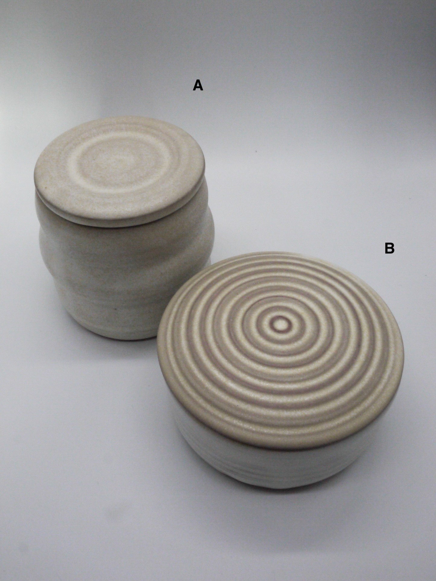 AKO DOMAE / RIPPLE - lidded jar