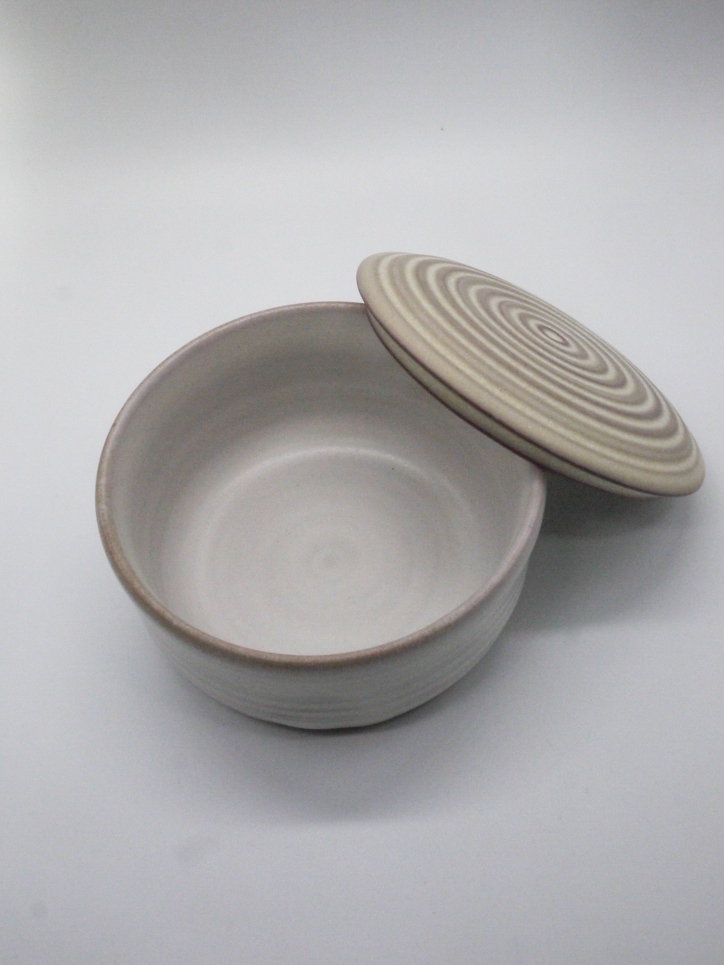 AKO DOMAE / RIPPLE - lidded jar