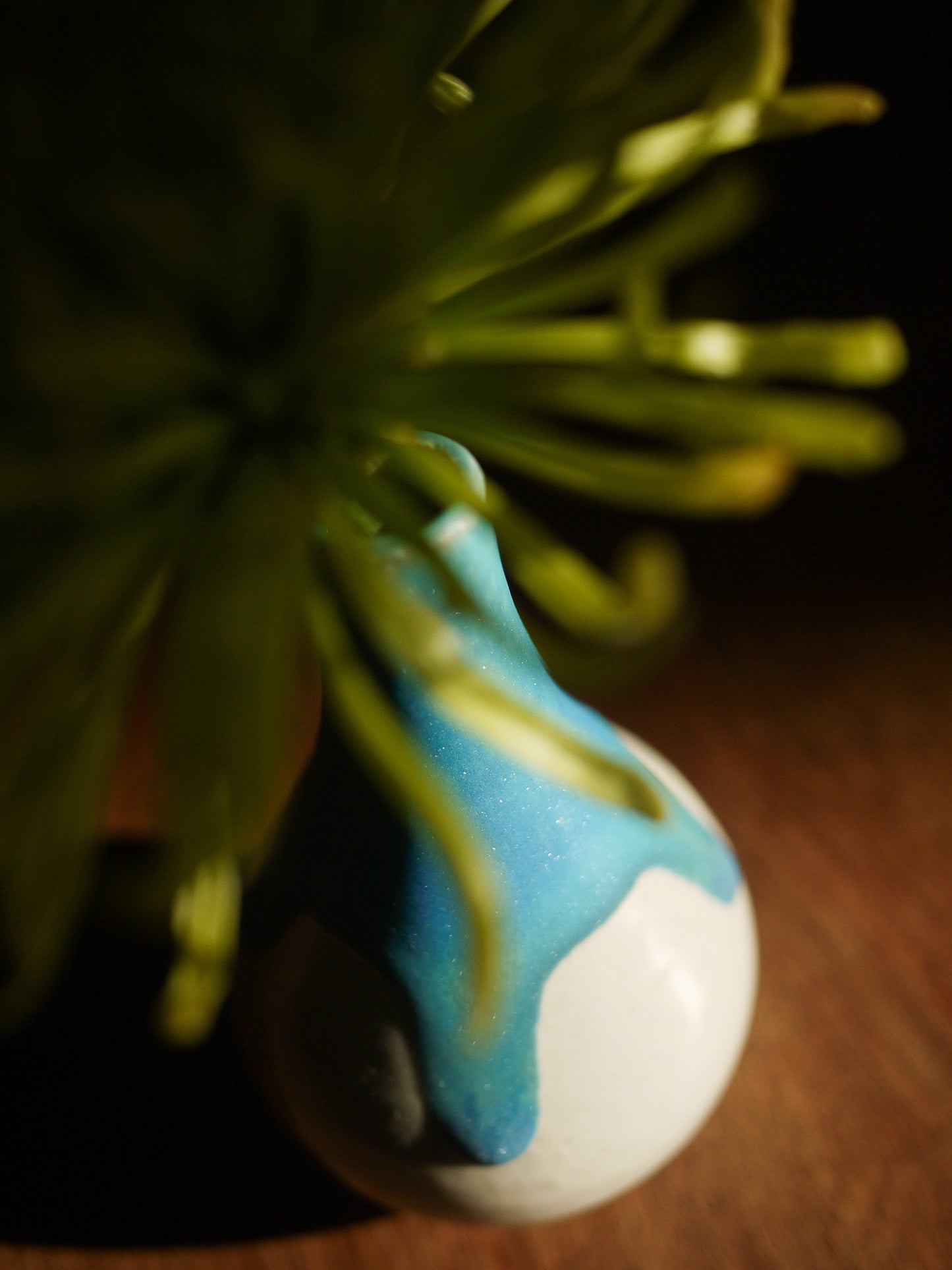 工藤真人工房 / ホワイト&ブルードリップ一輪挿し