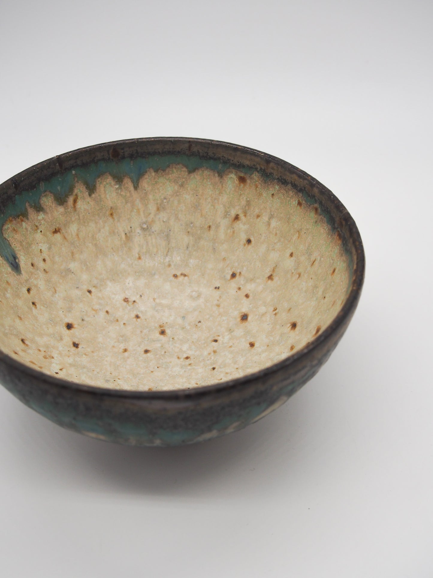 あよお / 大地 飯碗