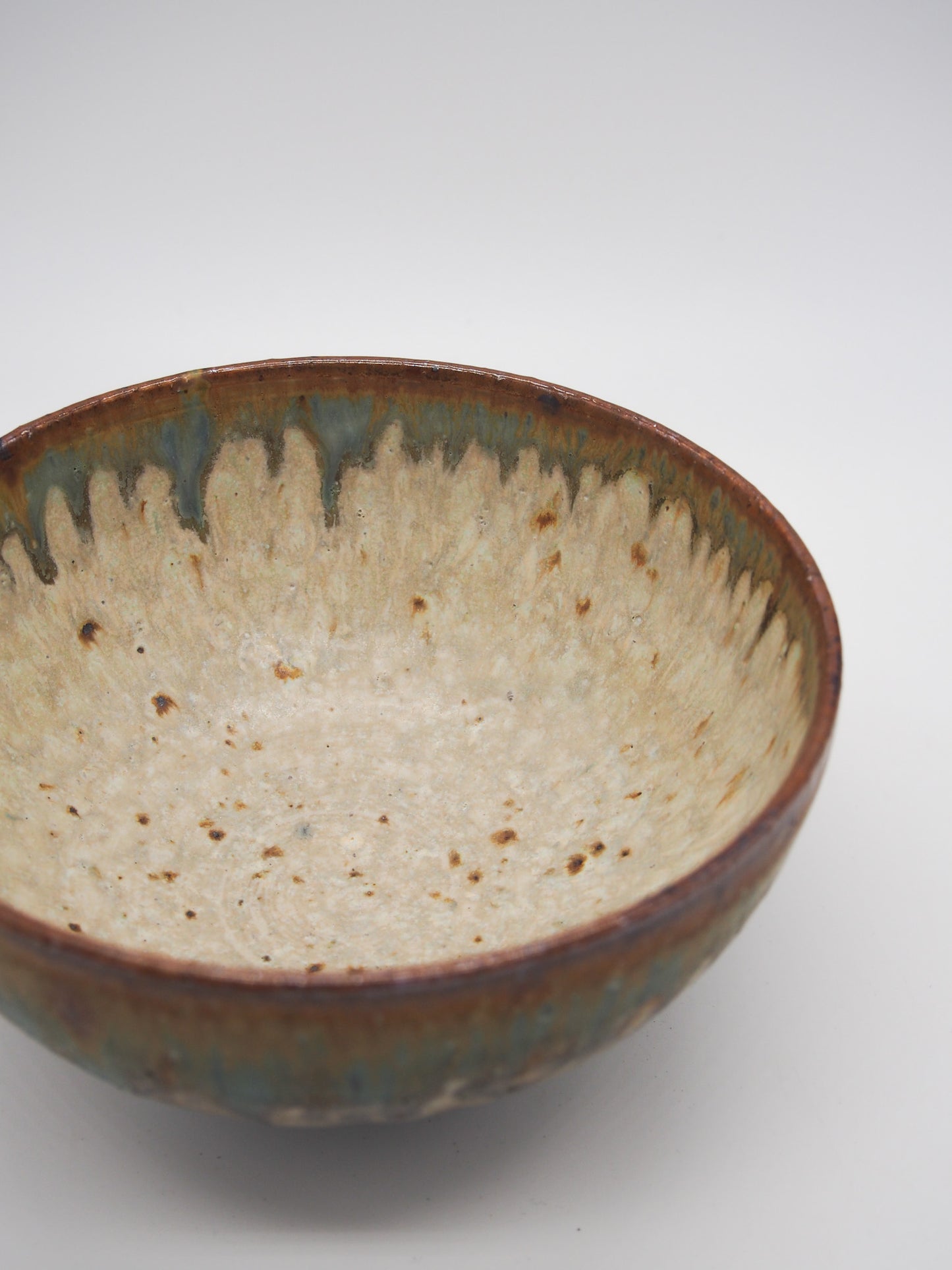 あよお / 大地 飯碗