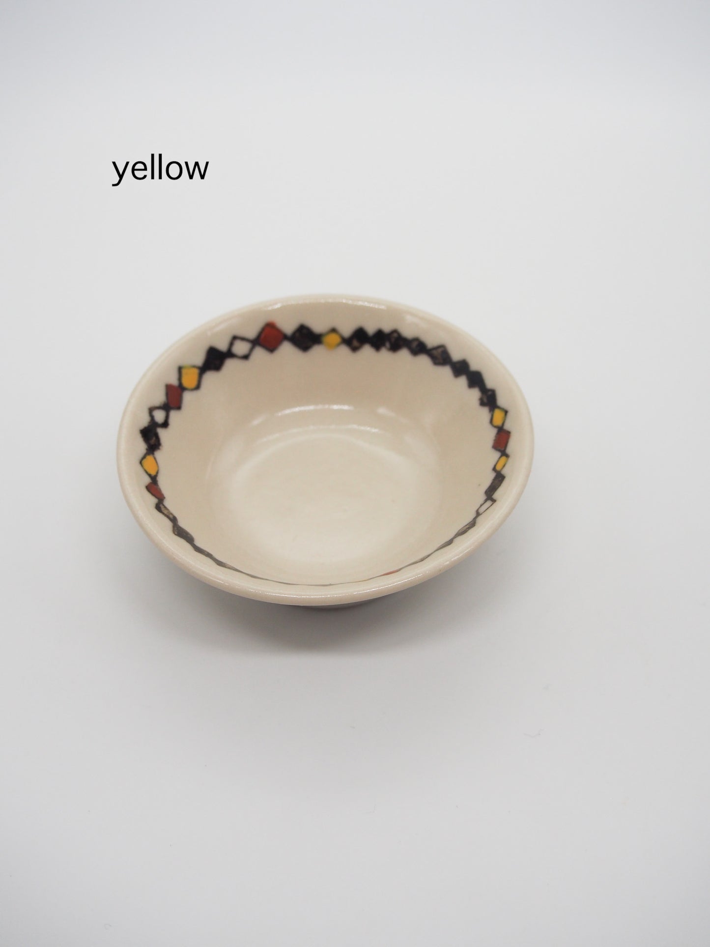 上絵豆皿 / ドウガミスミコ