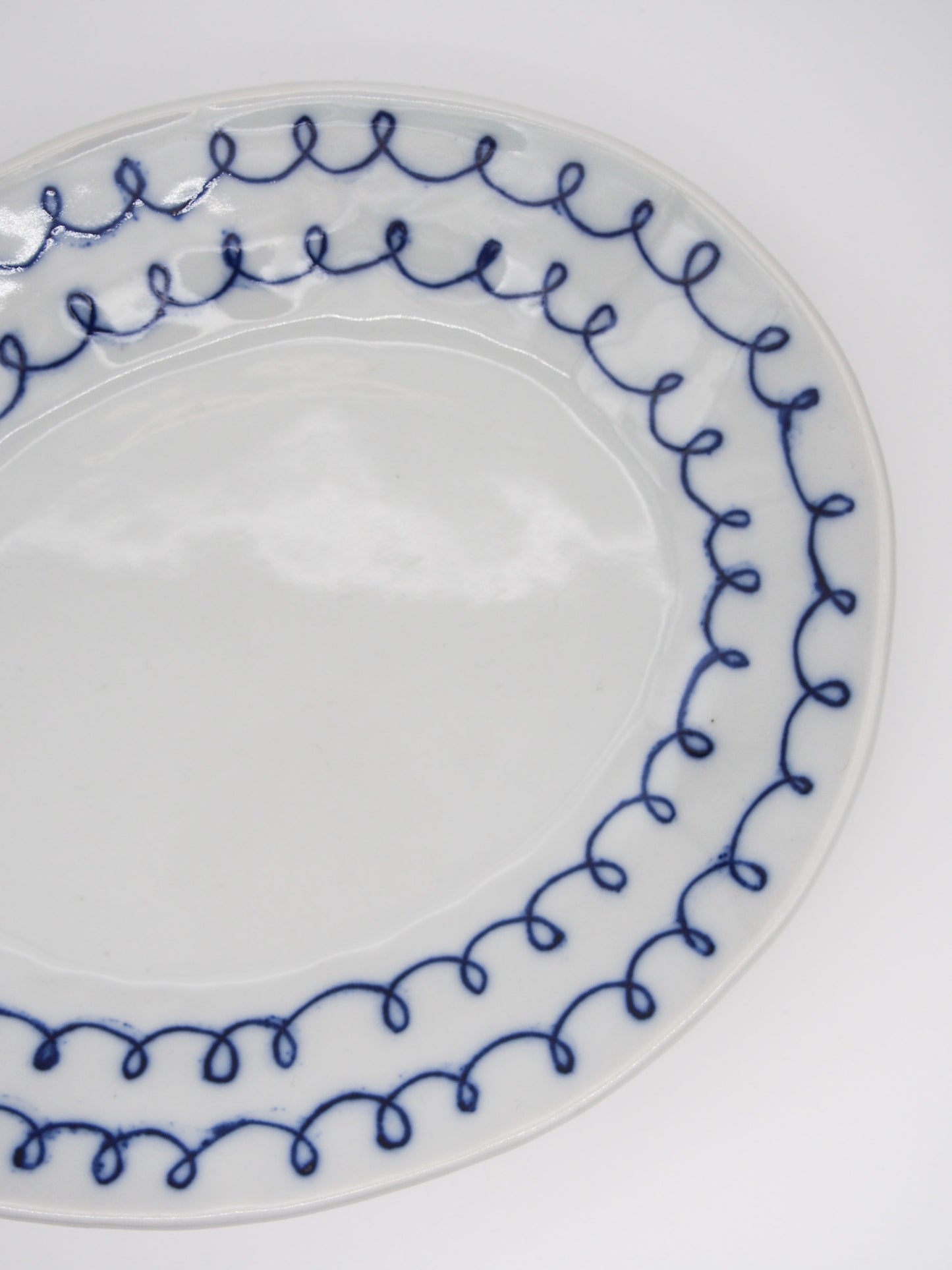 だえん皿 / ドウガミスミコ