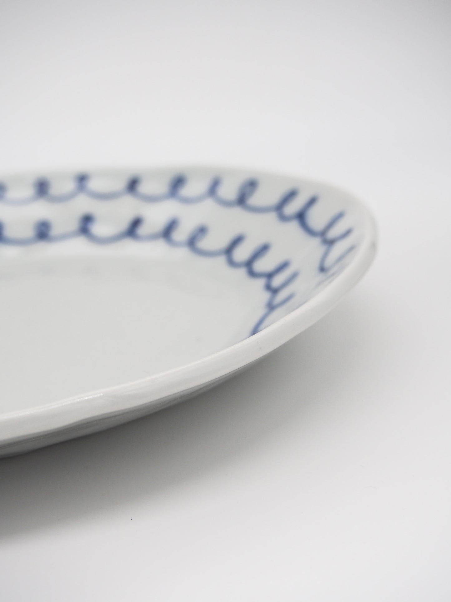 だえん皿 / ドウガミスミコ